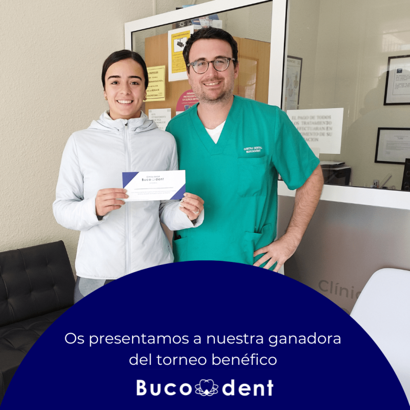 Ganadora del torneo de pádel benéfico